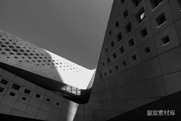混凝土建筑的灰度照片