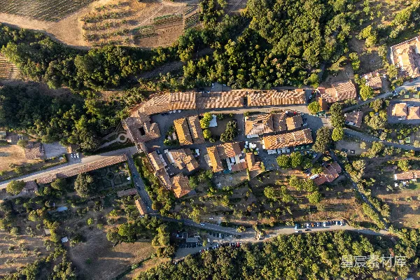 高清摄影 一座大型建筑的空中俯瞰图