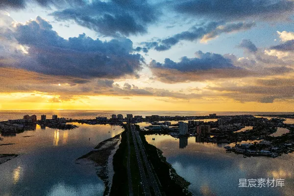 高清摄影 夕阳给城市镀上一层金色的光辉。