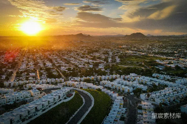 高清摄影 一座有路和日落的城市