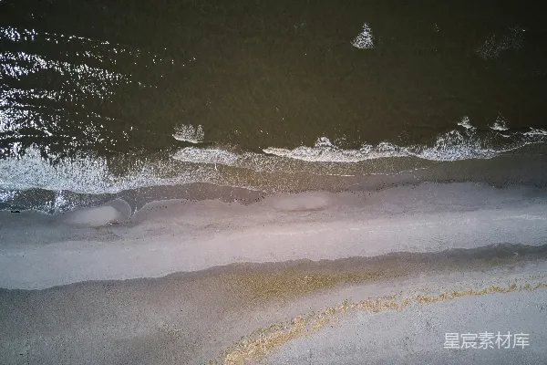 高清摄影 平静水面的空中俯瞰