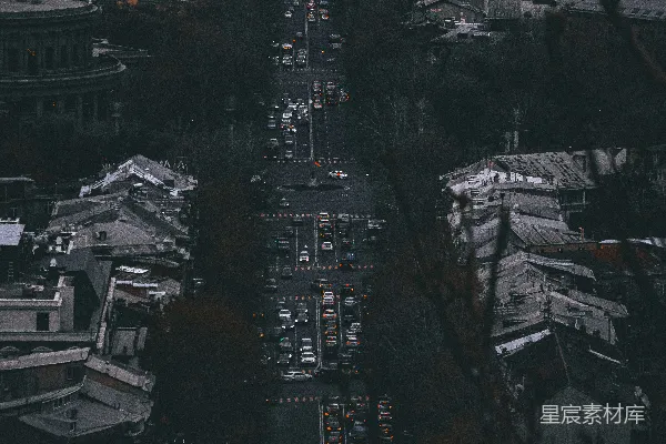 高清摄影 一个城市的空中俯瞰图，可以看到许多高楼大厦。