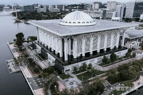 高清摄影 白天的白色圆顶建筑