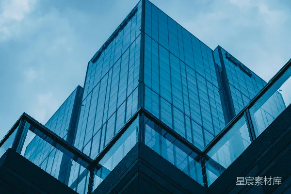 高清摄影 现代玻璃建筑直指天空。