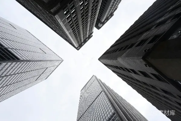 高清摄影 从下面看四栋高大的建筑
