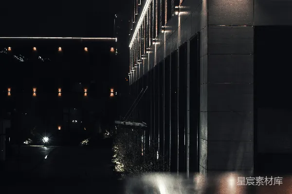高清摄影 夜晚的白色混凝土建筑
