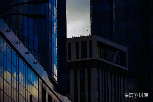 高清摄影 城市景象，高楼大厦与路灯交错