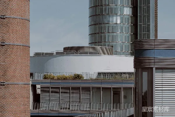 高清摄影 一座围栏围着的建筑