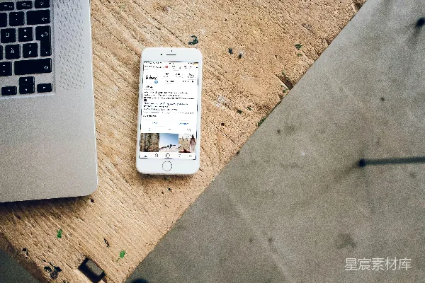 高清摄影 银色iPhone 6开机