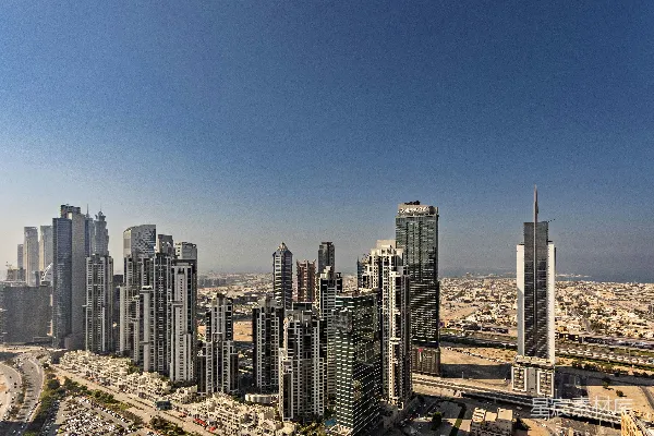 高清摄影 一座城市高空俯瞰图，高楼林立。