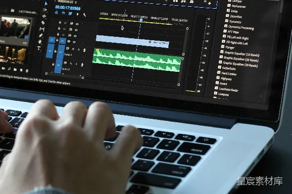 高清摄影 使用MacBook Pro并将其打开的人