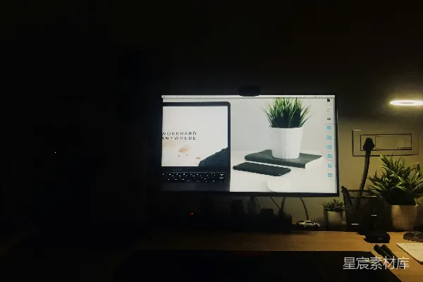 高清摄影 打开的黑色平板电脑显示器显示着Facebook页面。