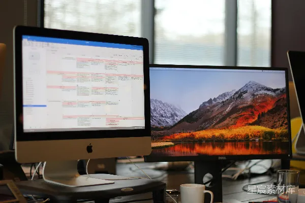 高清摄影 亮银色的iMac