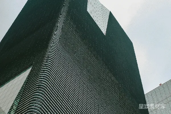 高清摄影 黑色摩天大楼的地面镜头