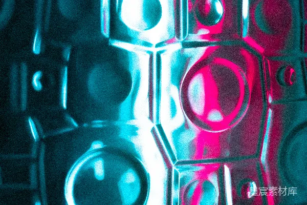 高清摄影 一个特写的玻璃块，上面有红色的灯光。