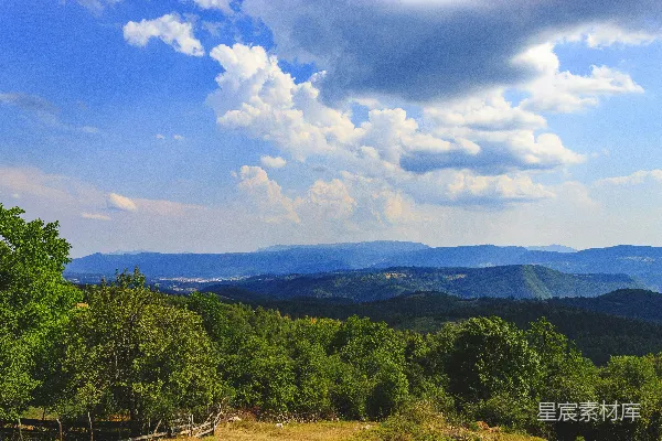 高清摄影 山峦和树木的景色