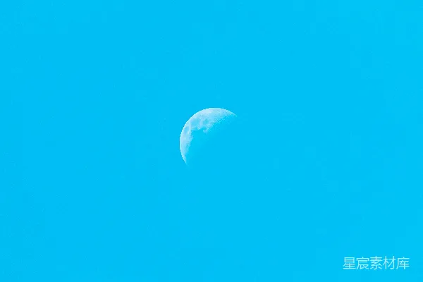 高清摄影 蓝空中的一弯白月