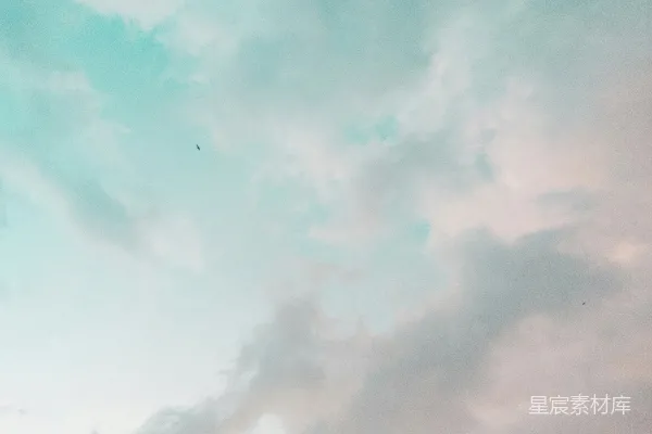 高清摄影 白天的白云和蓝天