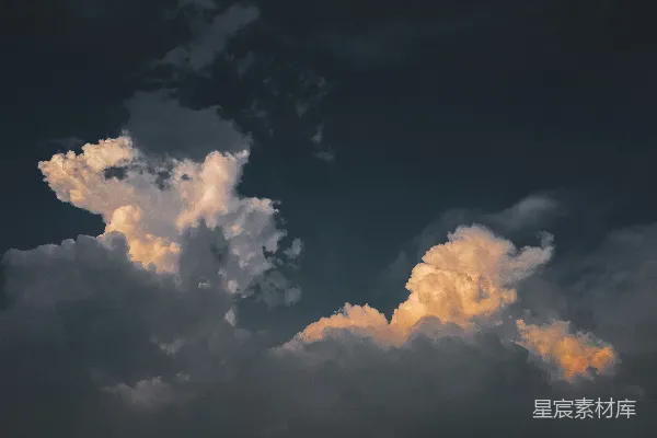 高清摄影 天空中的一群云