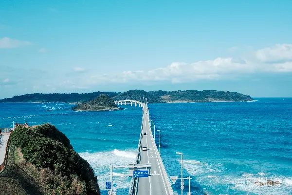 高清摄影 从山顶俯瞰大海的景色