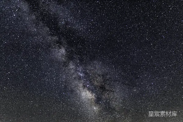 高清摄影 蓝白相间的星空