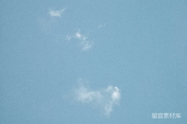 高清摄影 一架飞机在空中高飞。
