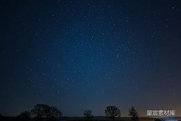高清摄影 一个有几颗星星的夜空