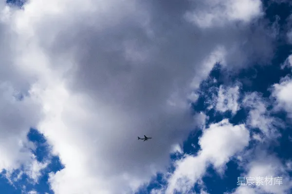 高清摄影 白飞机空中