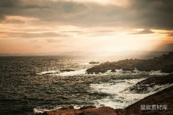 高清摄影 从岩石悬崖上看海景