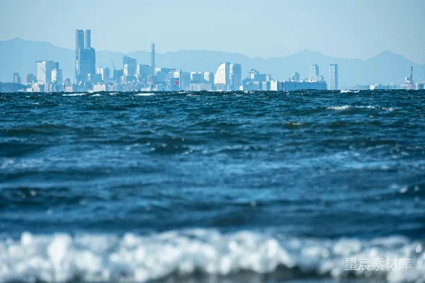 高清摄影 从海洋上看城市景色