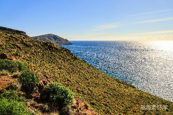 高清摄影 从悬崖上看海景