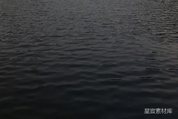 高清摄影 白天的水面