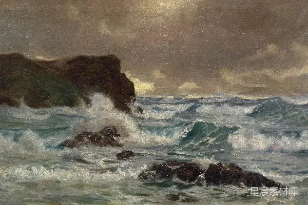 高清摄影 乌云密布的天空下，汹涌的海浪撞击着岩石海岸。