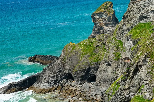 高清摄影 从悬崖顶上看海景