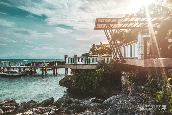 高清摄影 海滩边的小屋