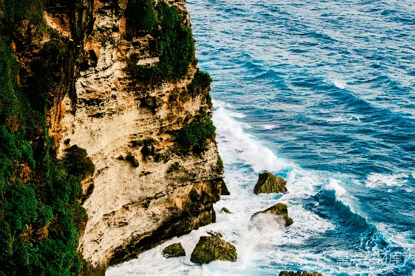 高清摄影 从悬崖顶俯瞰海洋的景色