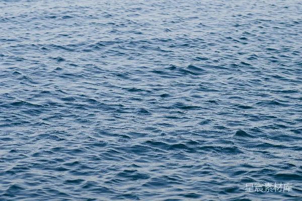 高清摄影 白天的蓝色海水