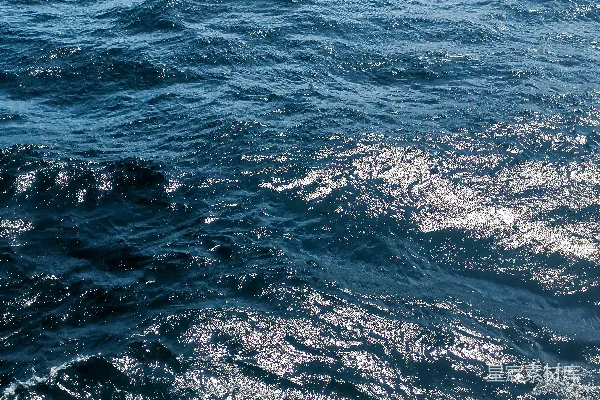 高清摄影 白天的蓝色海水