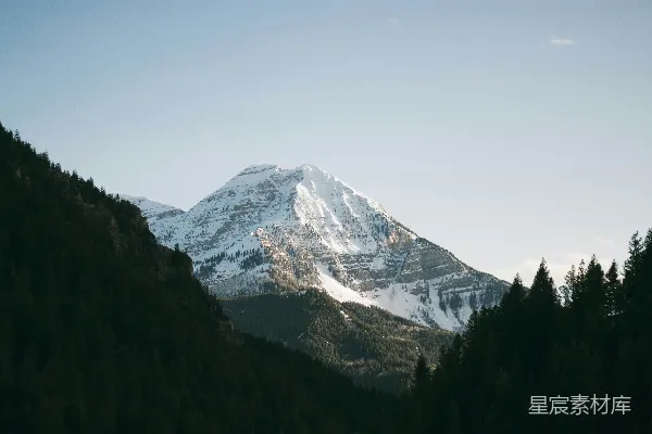 高清摄影 冰岛的克里夫山