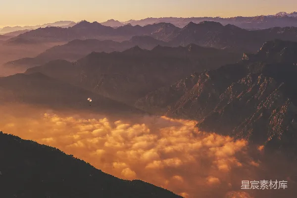 高清摄影 山的航拍图
