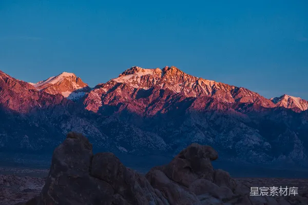 高清摄影 日出时的山景