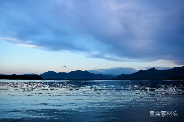 高清摄影 清澈的蓝色大海