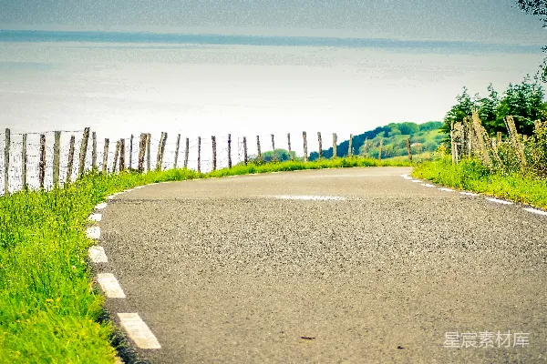 高清摄影 白天拍摄的浅景深道路照片