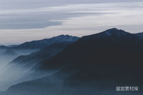 高清摄影 白天山峦的剪影