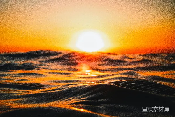 高清摄影 夕阳西下于地平线之上