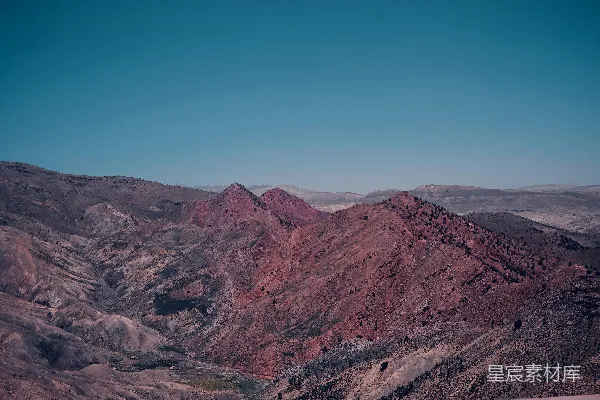 高清摄影 白天拍摄山脉风景照