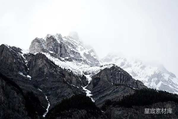 高清摄影 雪山覆盖的山脉摄影