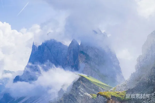 高清摄影 落基山脉在白天