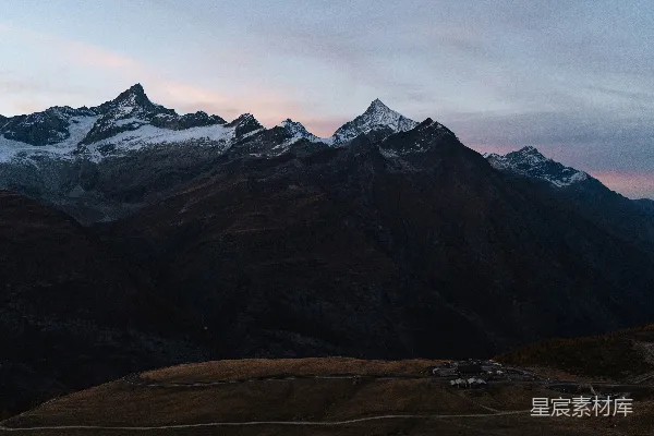高清摄影 一座雪山
