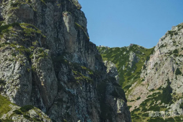高清摄影 陡峭的山岩面